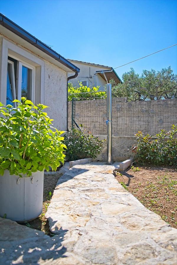 Apartman Nikica Postira Εξωτερικό φωτογραφία