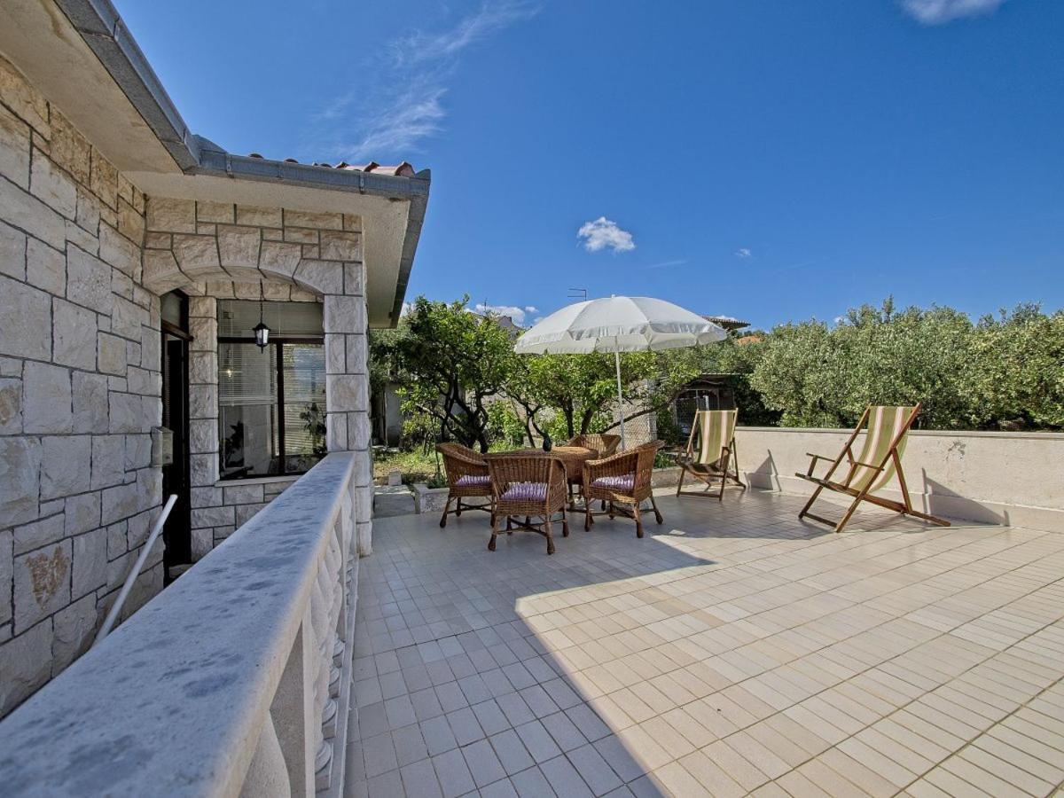 Apartman Nikica Postira Εξωτερικό φωτογραφία